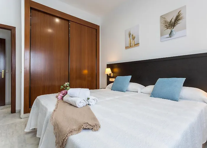 Aticos Lux Sevilla Piscina Parking