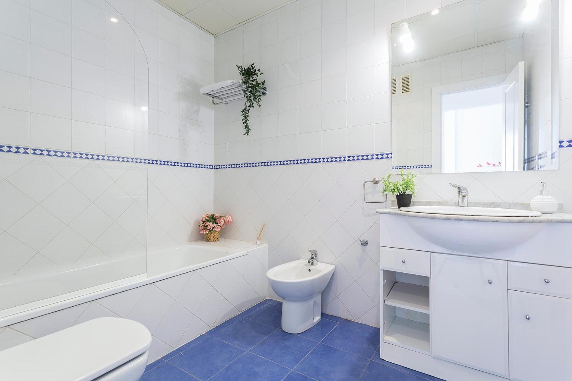 Aticos Lux Sevilla Piscina Parking Apartment *