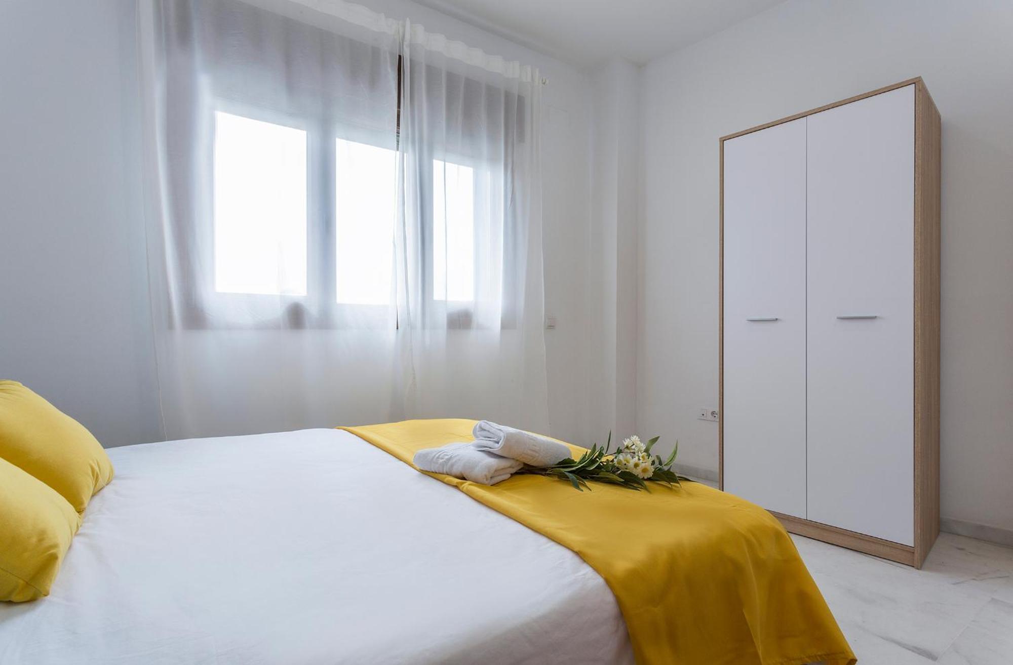 Aticos Lux Sevilla Piscina Parking Apartment Bormujos