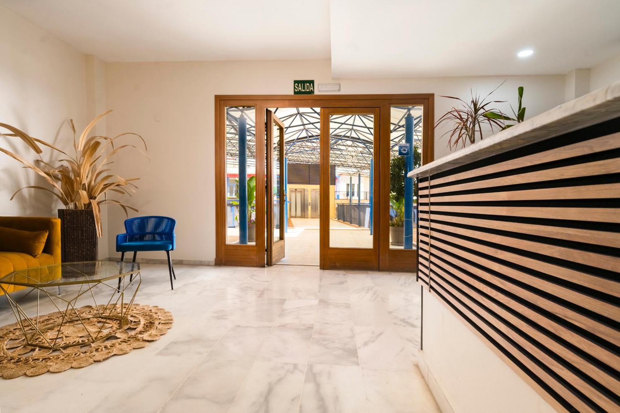 Aticos Lux Sevilla Piscina Parking Bormujos