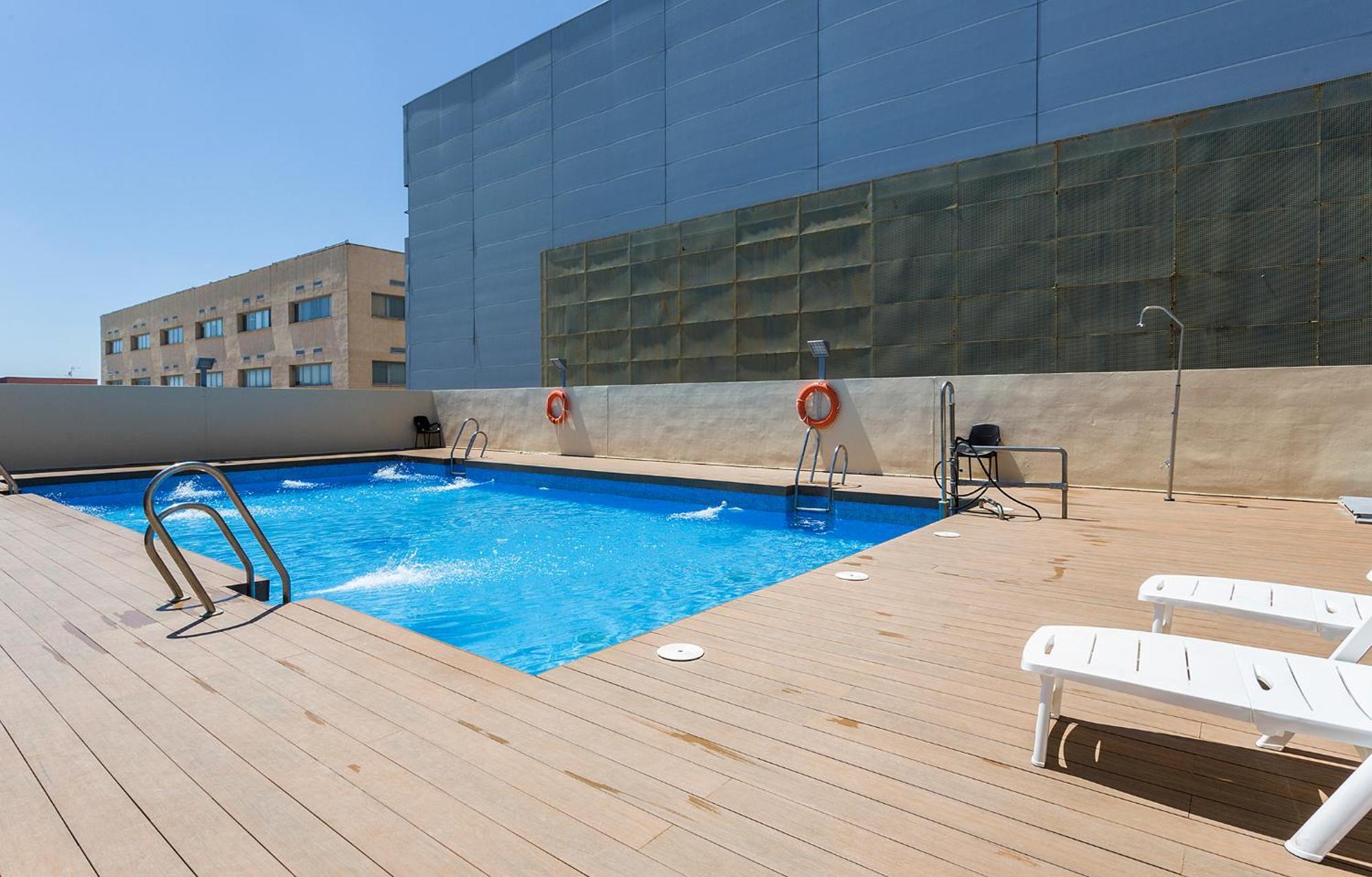 Aticos Lux Sevilla Piscina Parking *