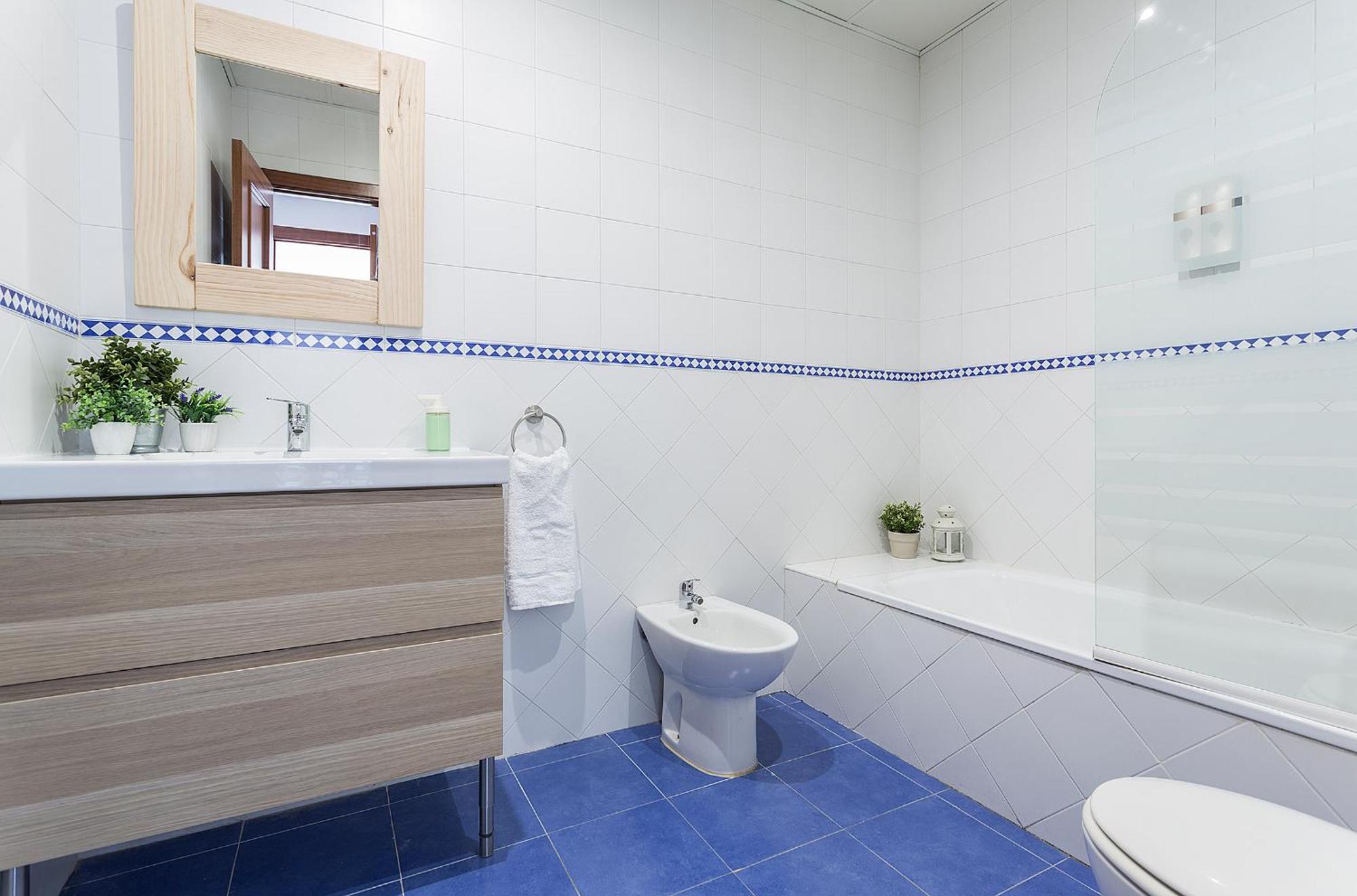 Aticos Lux Sevilla Piscina Parking Apartment *